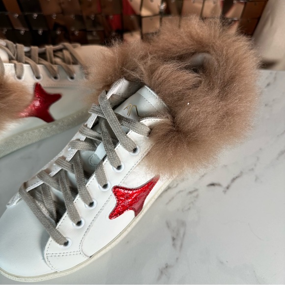 AMA ‘SLAM’ Made In Italy White With Red Star & Brown Fur Trim Size 37 NIB - Picture 11 of 15